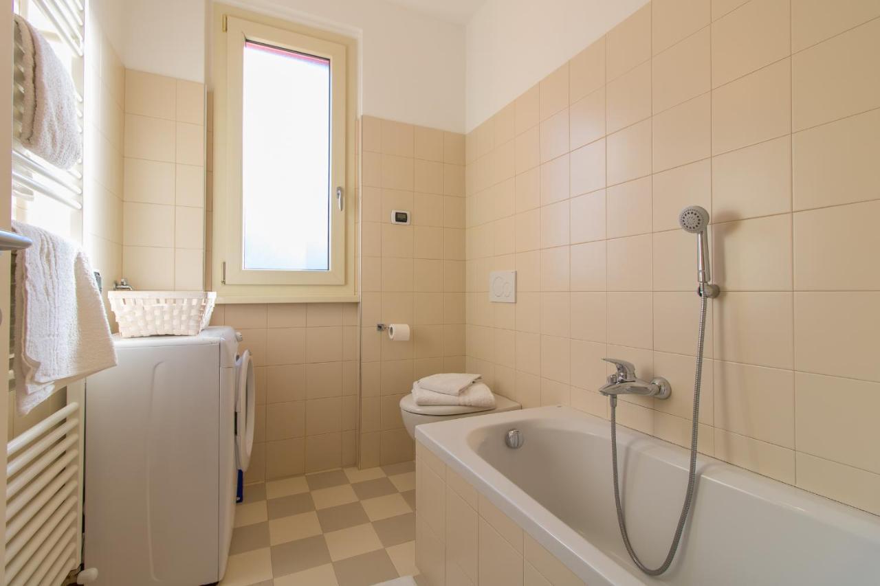 Apartment Tulipani 17 Tremezzo Ruang foto
